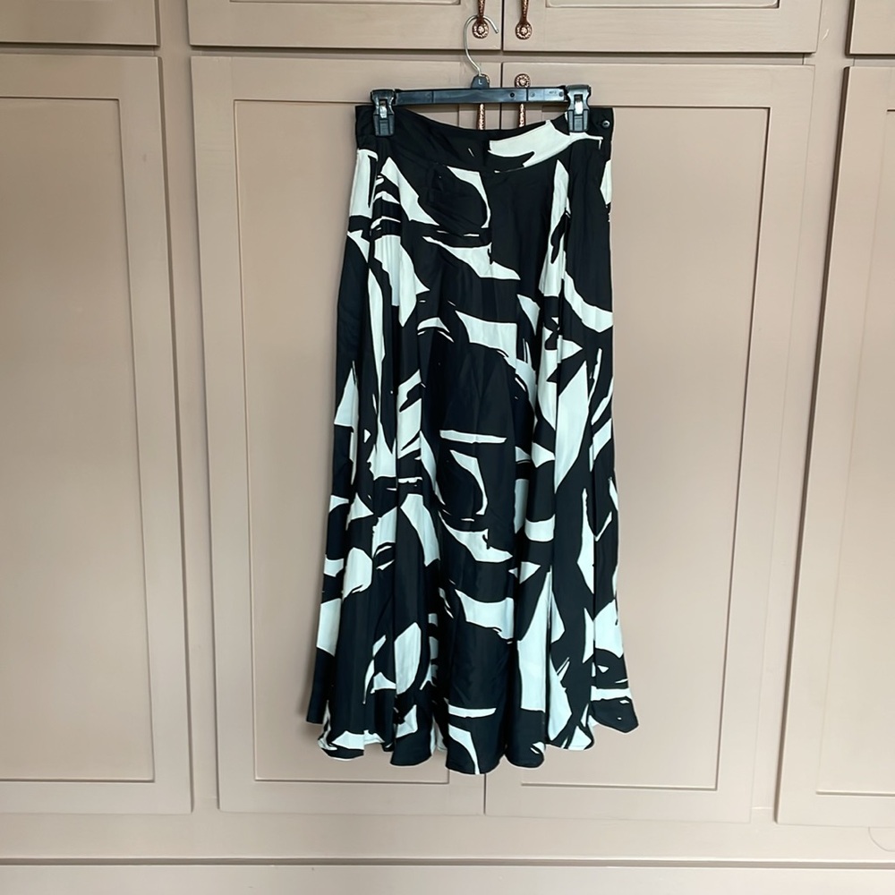 H&M circle skirt